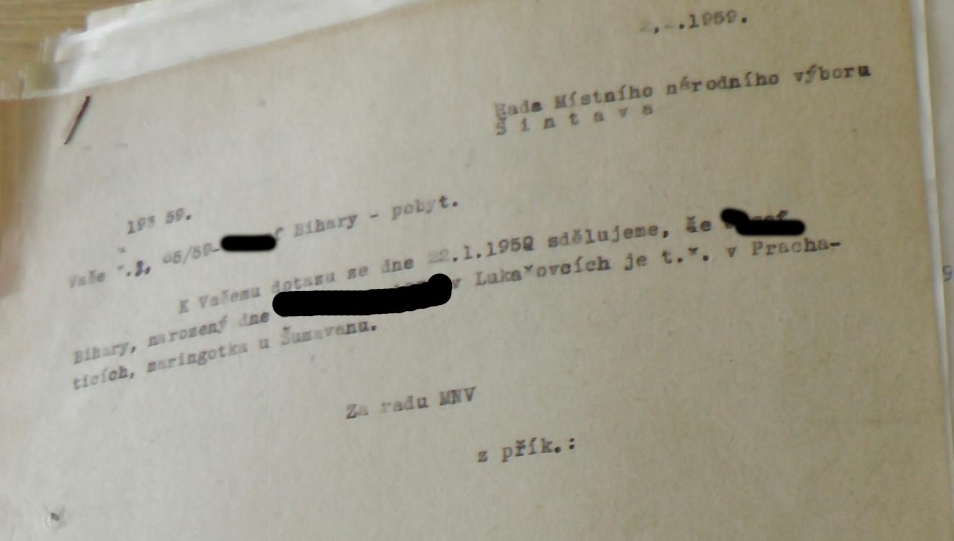  V roce 1959 žili olašští Romové v Prachaticích stále v maringotkách u Šumava